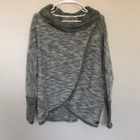 Sweater - Picture 1 of 3